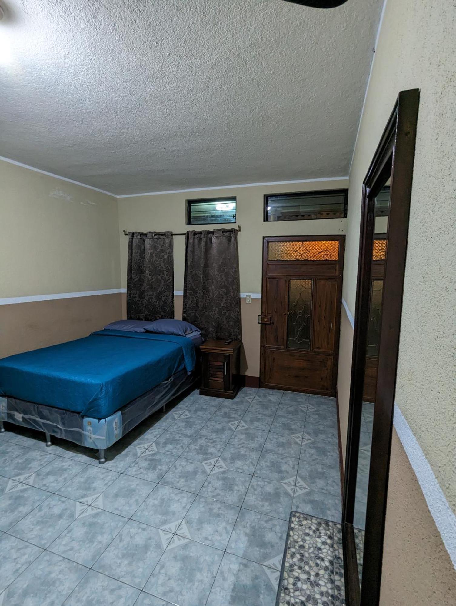 Casa Gonzalez Lägenhet Santiago Atitlán Exteriör bild